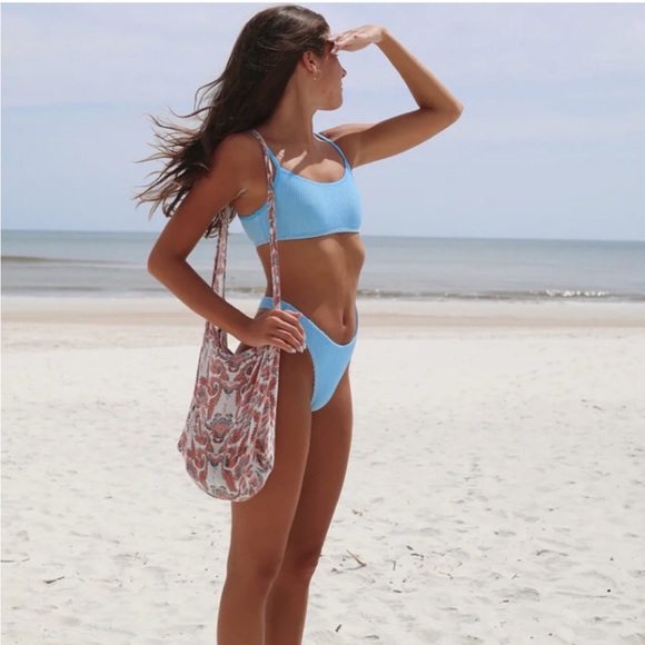 NWTA Gnash Swim bikini top - Picture 1 of 7
